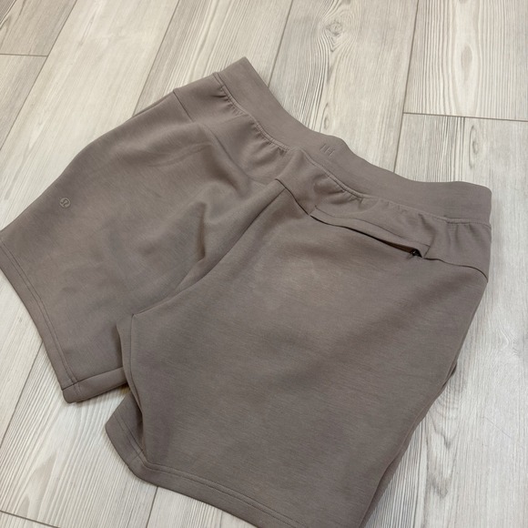 Lululemon X Peloton Shorts Mens Large Brown 7" Smooth Spacer Athleisure LM7BMSS - Picture 9 of 13